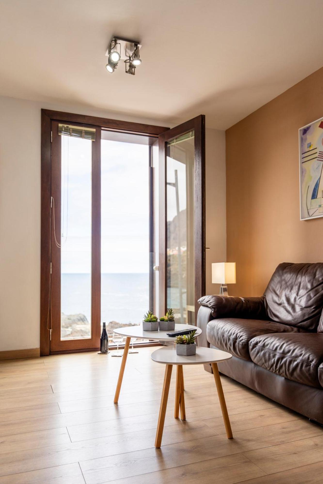Modern Sea Front Apartment In Garachico 2 외부 사진